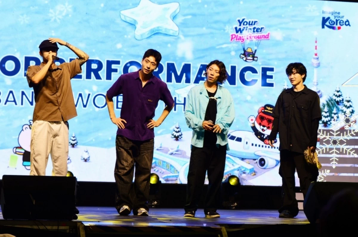 Korean dance crew Bank Two Brothers at the Korea Travel Fiesta 2026 on Aug. 22 at the SM Mall of Asia (Jonathan Hicap)
