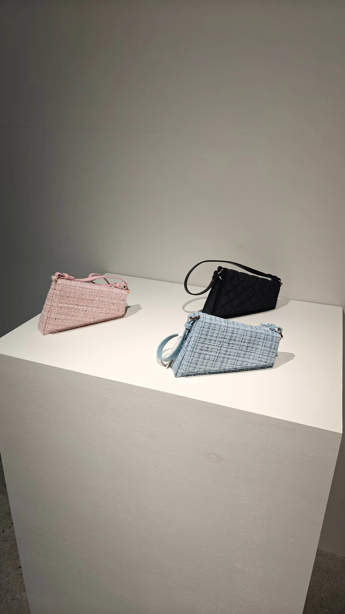 Purpose bags (Photo: John Legaspi/Manila Bulletin)