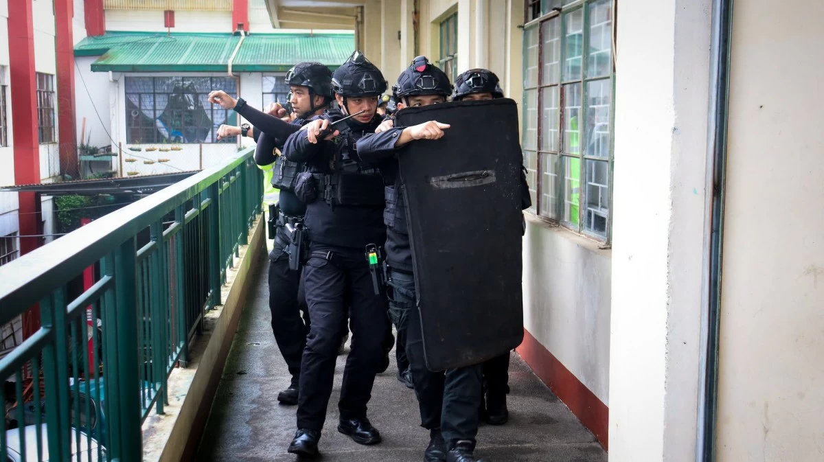 
The SWAT Team of the Baguio city Police Office conducts the first Aggressive Behavior and Safety Response Drill at Baguio City National High School, on August 25. (BCPO Photo)