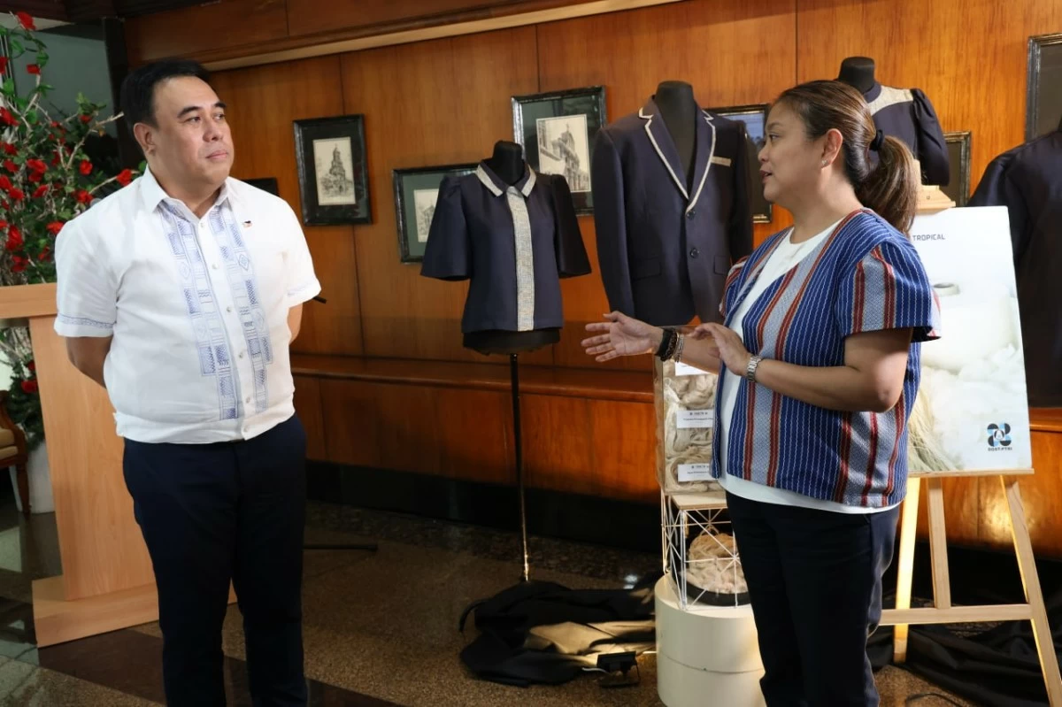 As the first local government partner of DOST-PTRI for the Performance Evaluation, Adoption, and Utilization of Philippine Tropical Fabric Uniforms, Makati champions Filipino craftsmanship by integrating locally sourced textiles into government uniforms and supporting the growth of the local textile industry. (Photos from Makati PIO)