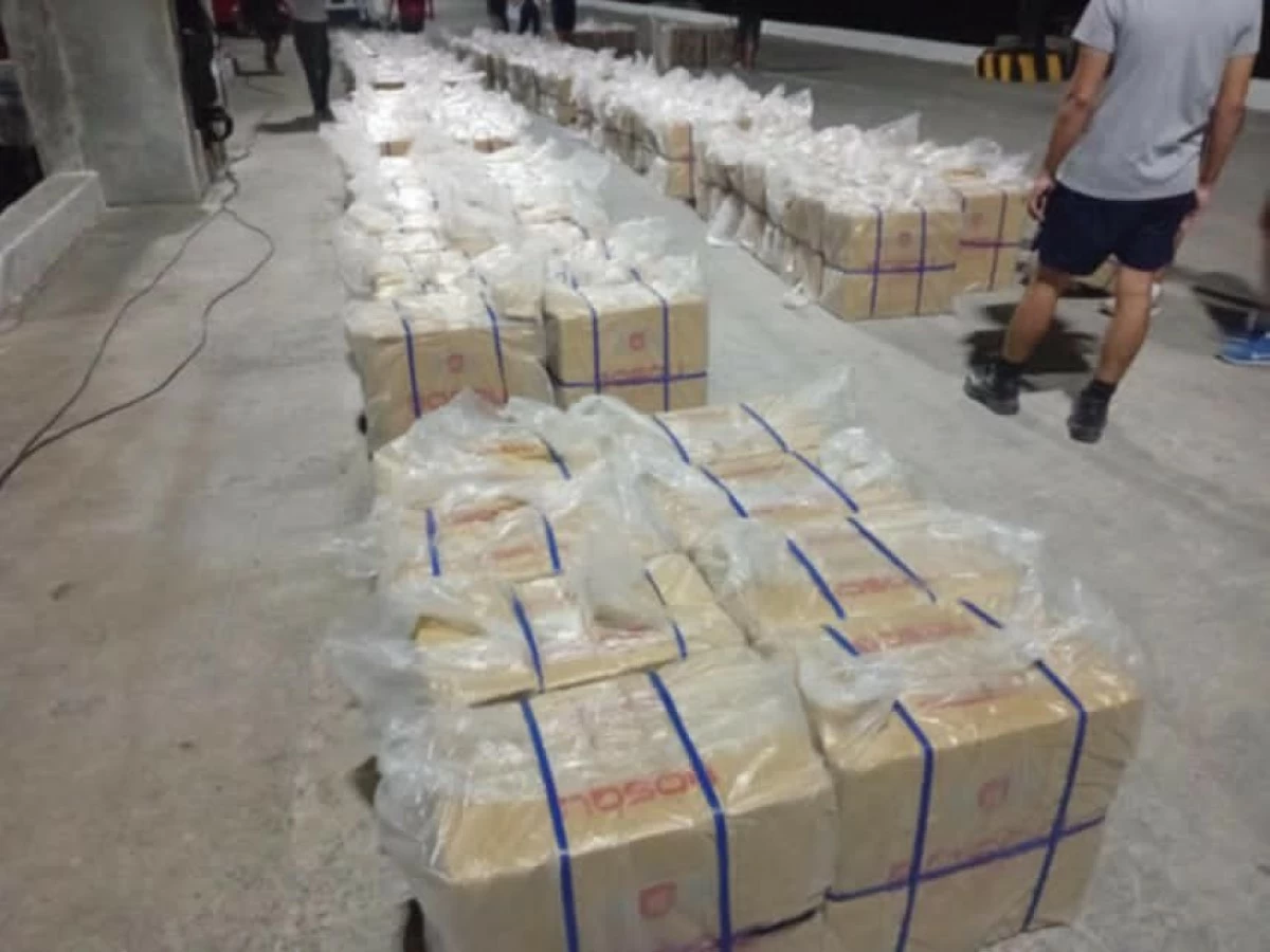 
The confiscated fuel containers and imported cigarettes (Courtesy of the Naval Command Western Mindanao)

