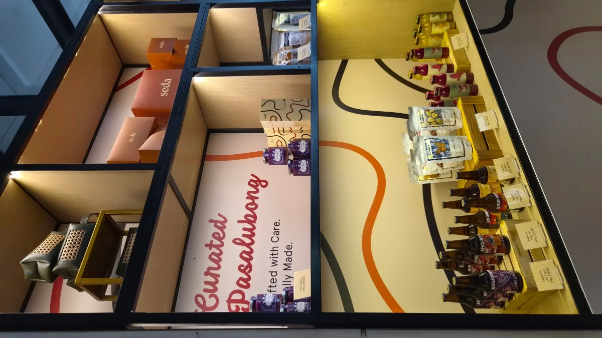Bringing a little bit of Quezon City home from Seda’s Grab and Go. (Photo: Rodmill G. Lopez)