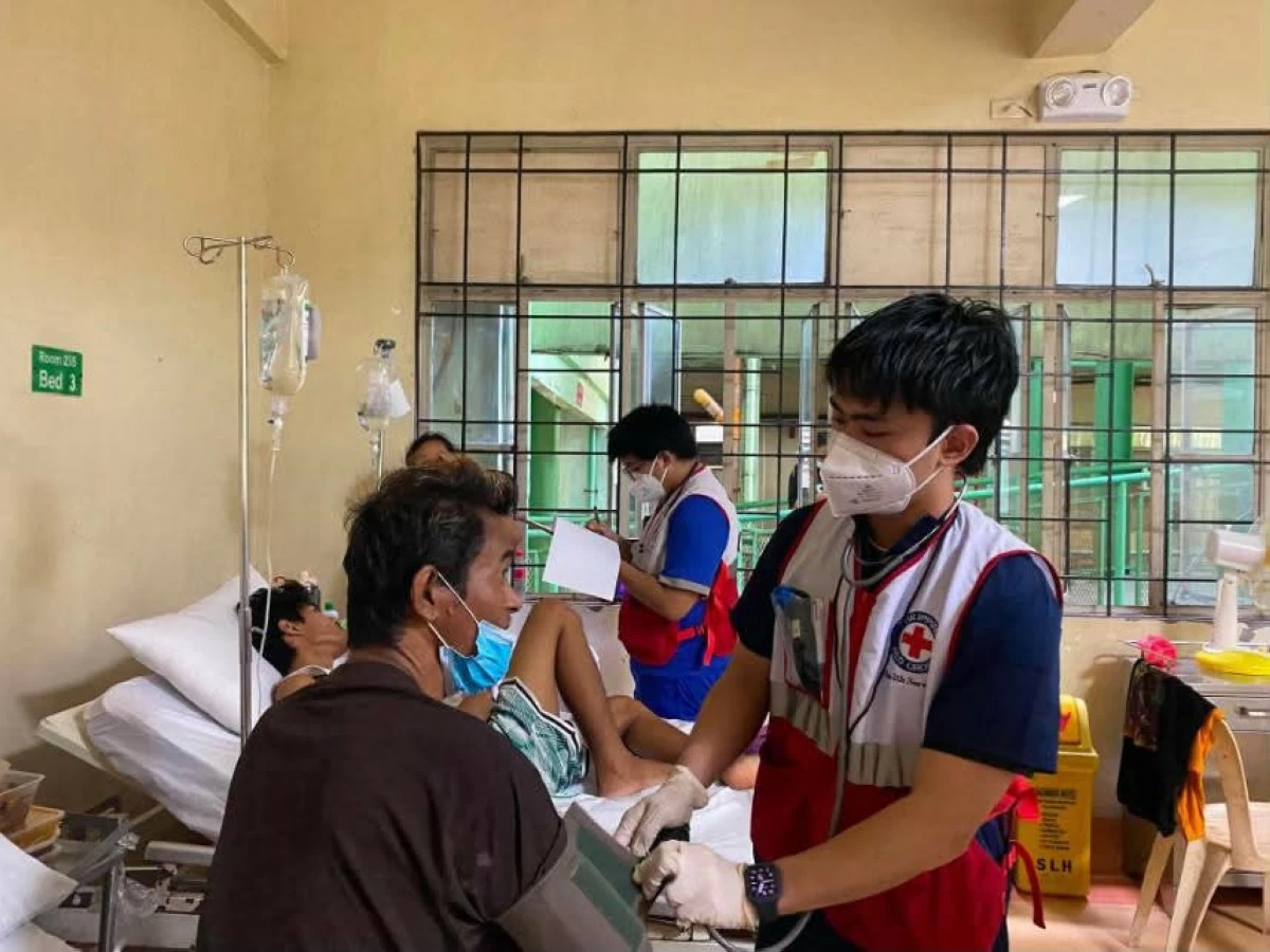 (Philippine Red Cross)