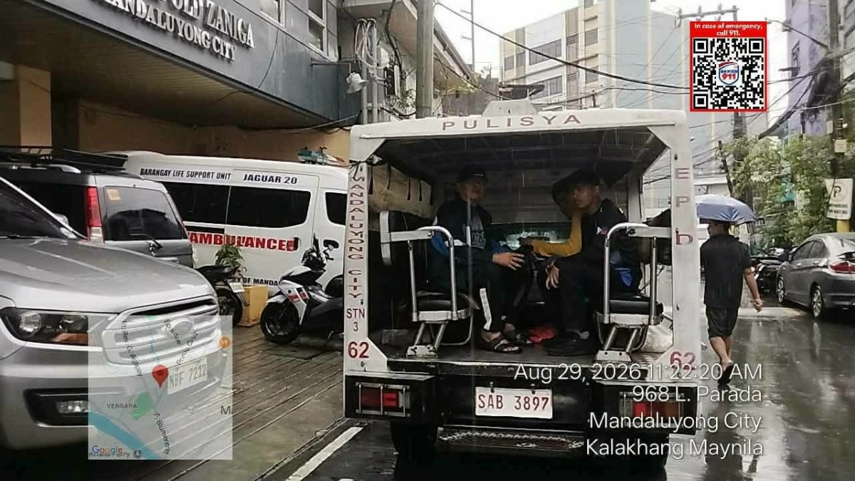 Police personnel from Pasig, Marikina, and Mandaluyong use their patrol cars to offer free rides to stranded commuters in their respective areas. (Photos from Manggahan Substation Pasig/SubstationFive Marikina CPS/PNP Mandaluyong CPS)