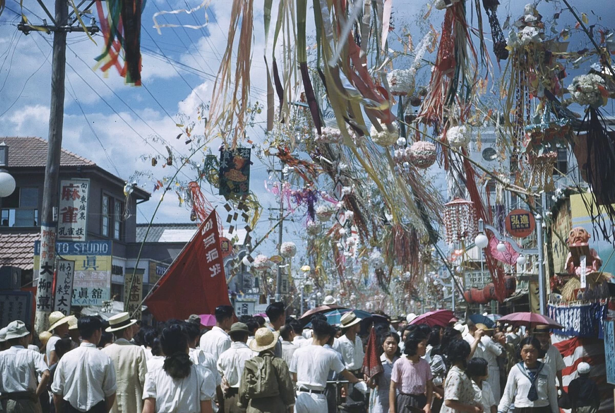 The Tanabata festival in Sendai, Miyagi Prefecture, photographed on Aug. 6, 1949, by then-U.S. serviceman Norbert S. Lang (Courtesy of Fujio Chiba)