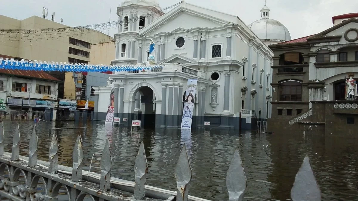 Floodwaters are currently below knee-deep around the Cathedral and City Hall areas in San Fernando, Pampanga as of August 31, 2026.
( Photo courtesy of CPOSCO via Liezle Inigo)