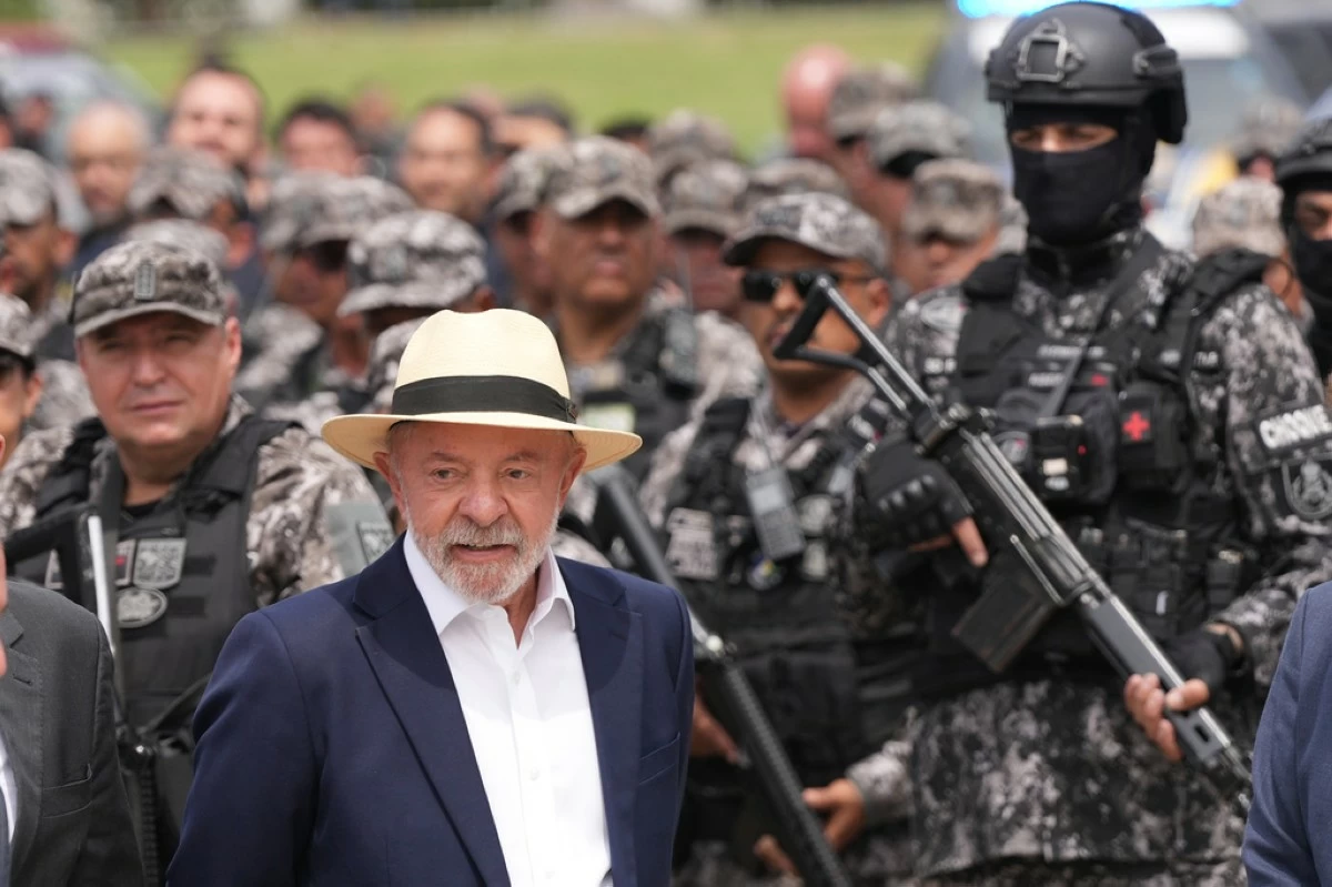 Brazil's Lula ramps up federal push against organized crime in Rio ahead of crucial election
