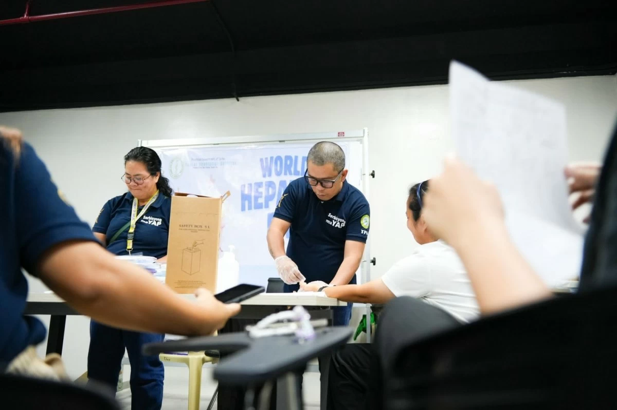 The StITCH project leverages a people-centred care model for people living with hepatitis in primary healthcare facilities in the Philippines and Vietnam. (Photo: Tarlac Provincial Health Office)
