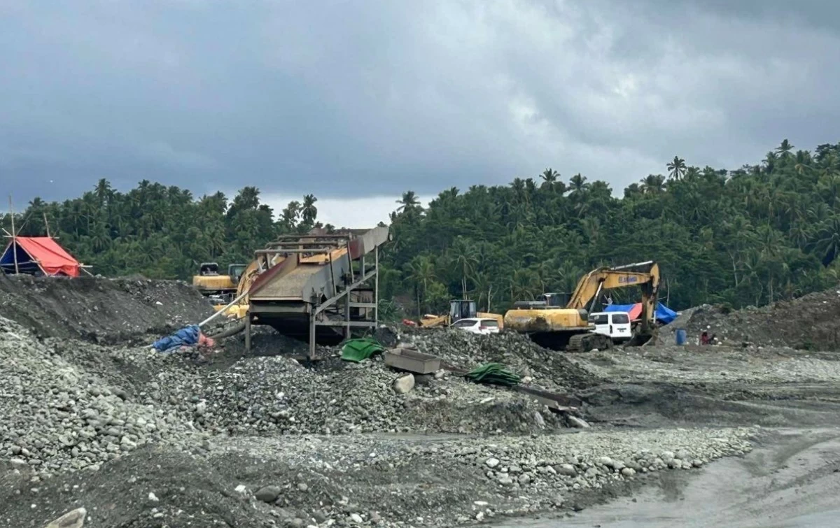 18 nabbed, including 8 Chinese nationals, in Surigao del Norte mining ...