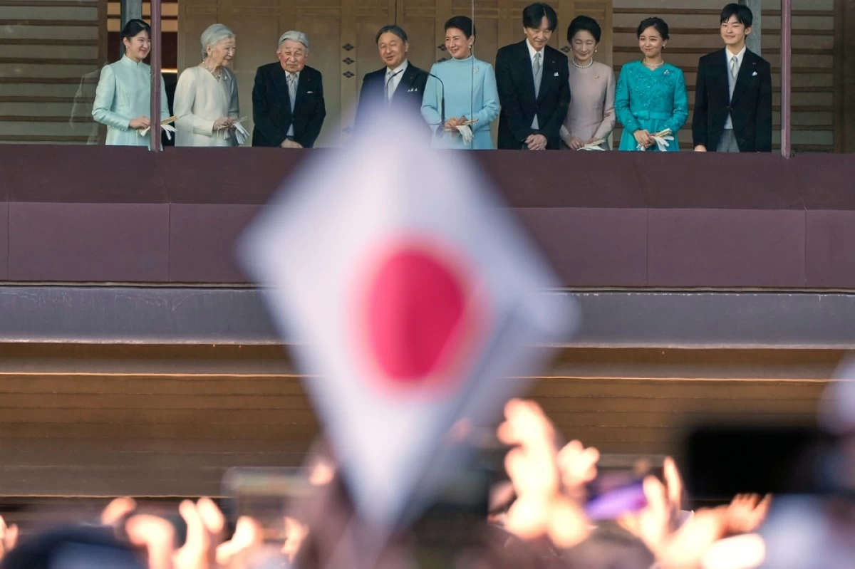 Japan's unpopular revision of Imperial law that reinforces male-only ...