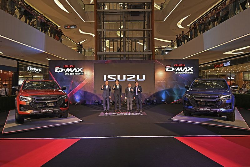 071224IsuzuDmax3.jpg
