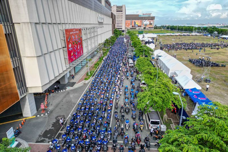 080424YamahaAyalaMalls2.jpg