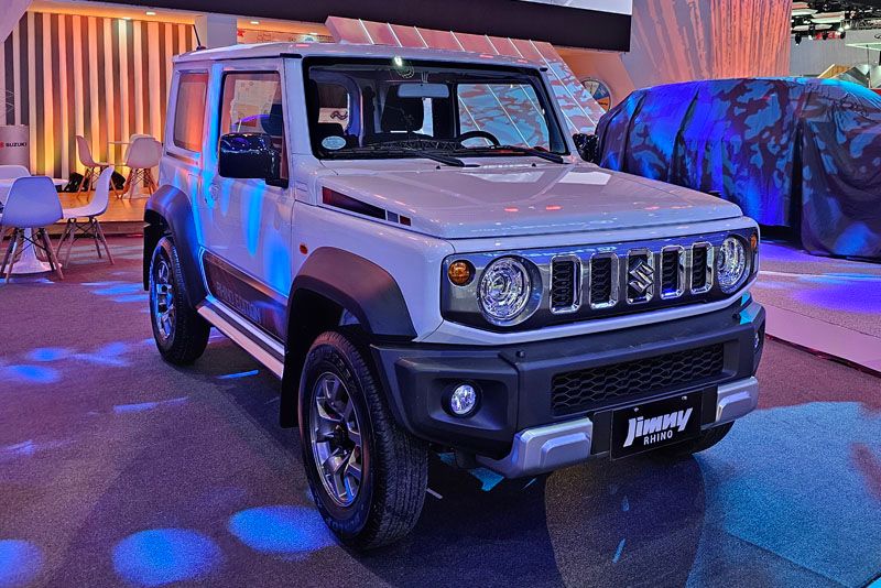 102924SuzukiJimnyRhino2.jpg