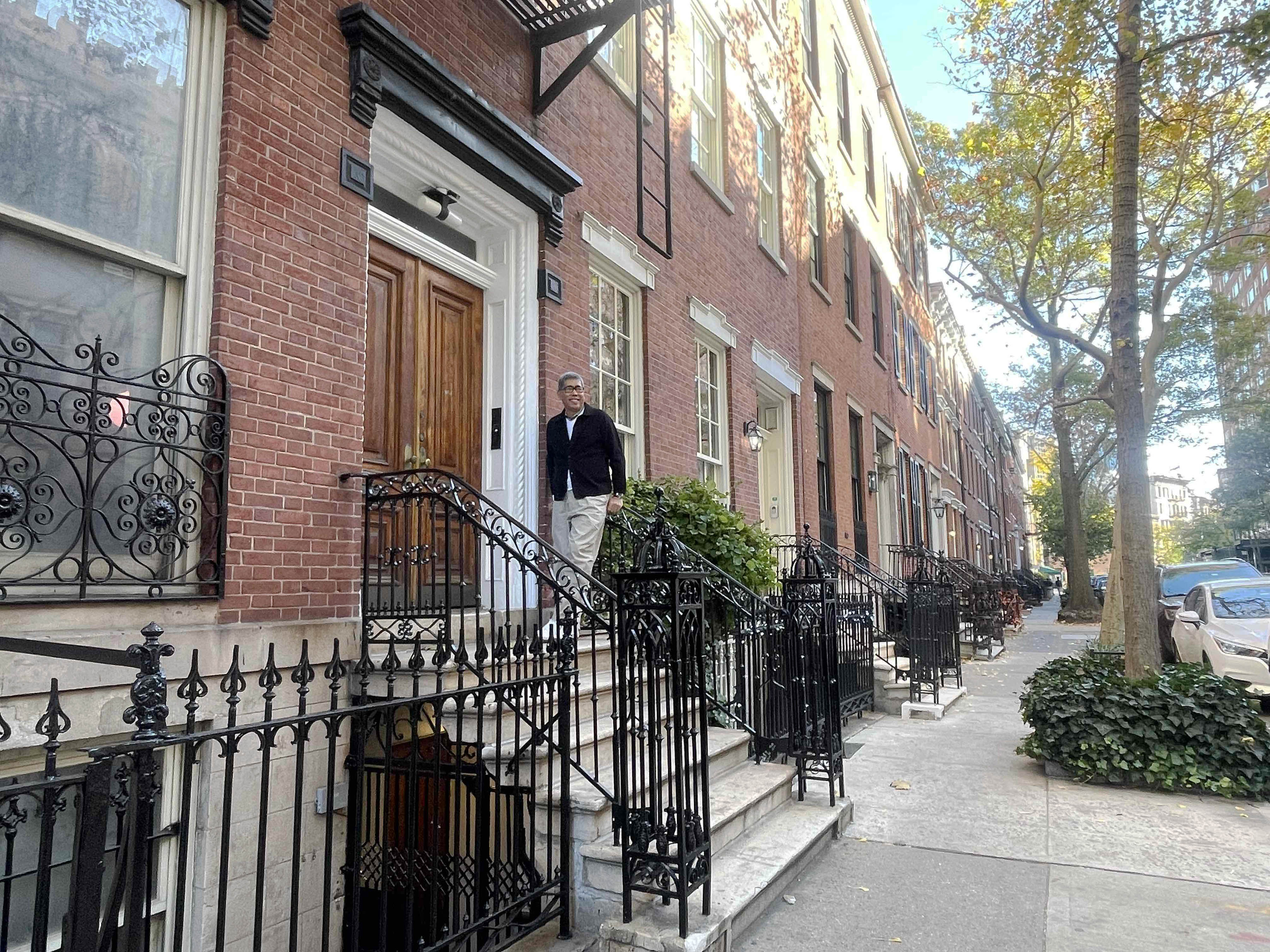 1 LIVING THE LIFE Brownstone living at Hudson Square.jpg