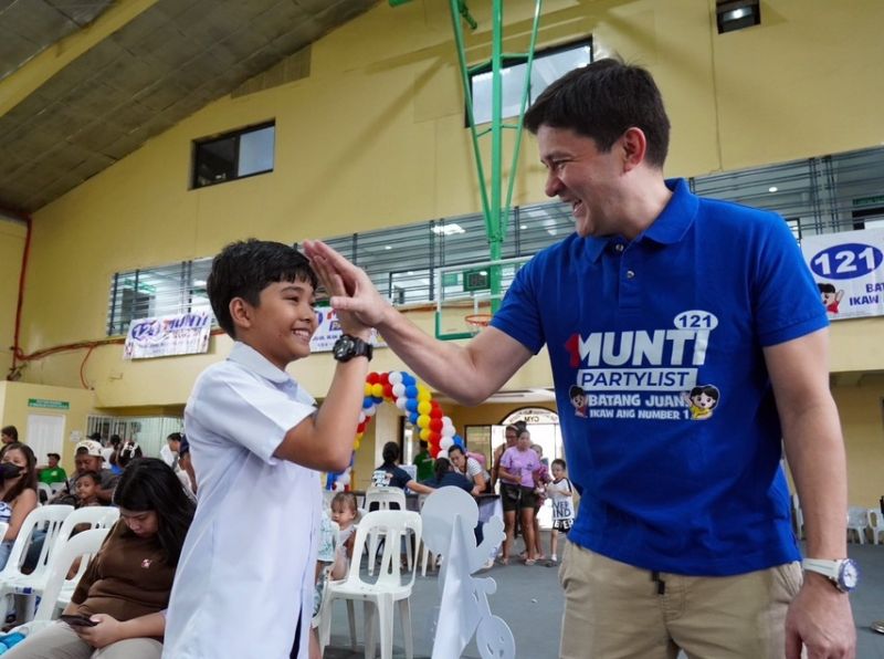 1MuntiPartylist4 .jpg