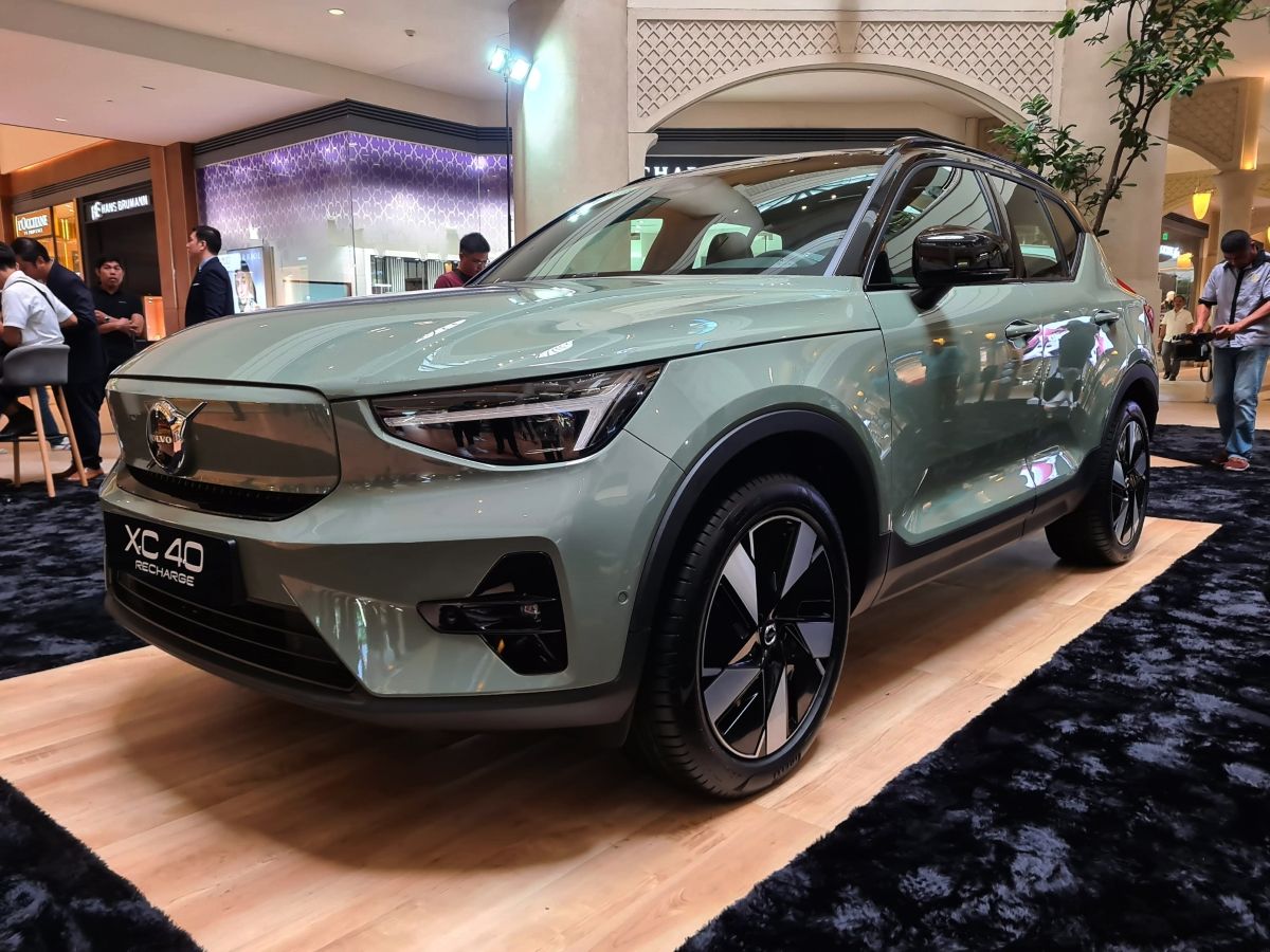 20241016VolvoXC40Recharge.jpg