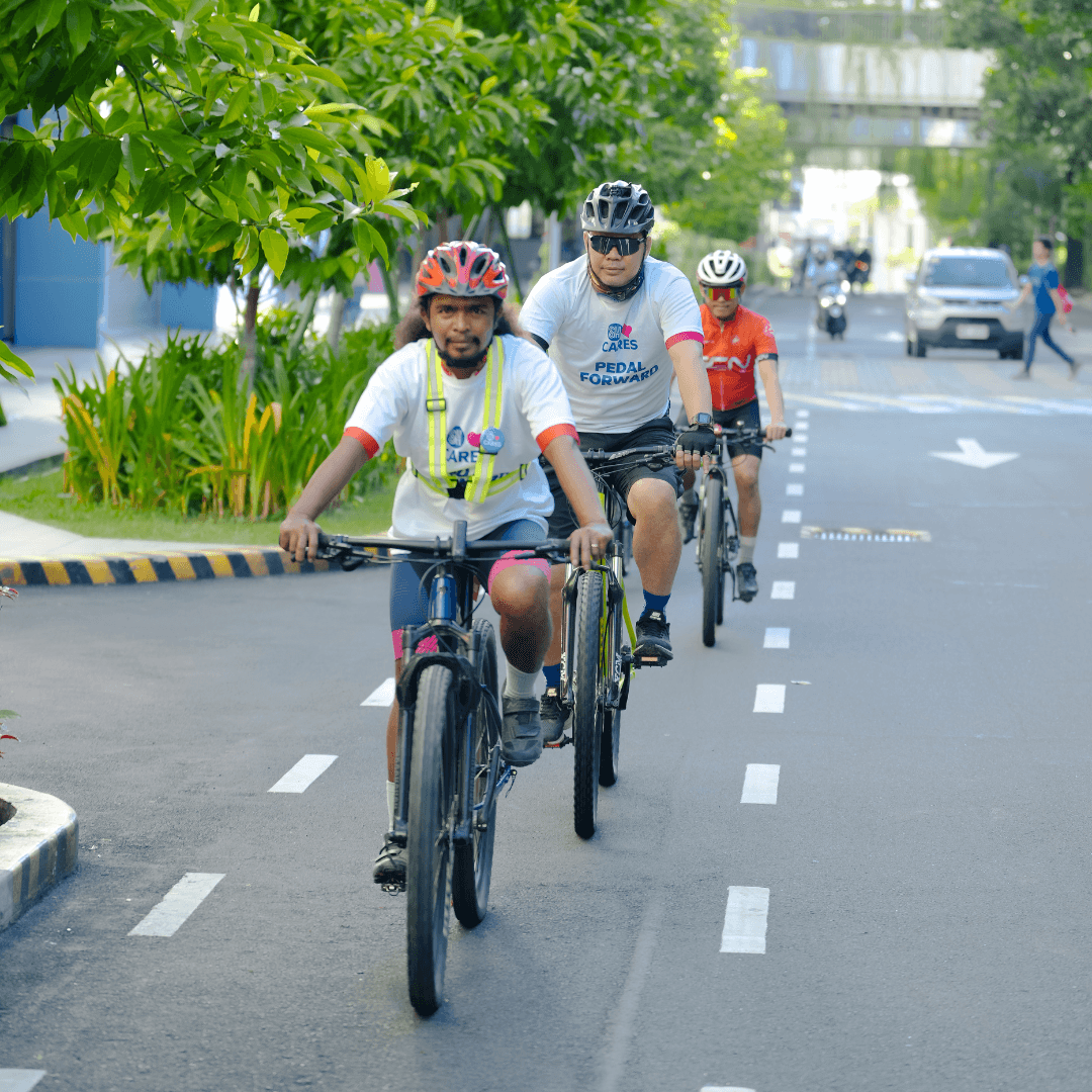 (2) Cyclists enjoying a smooth ride at SM City Clark.png