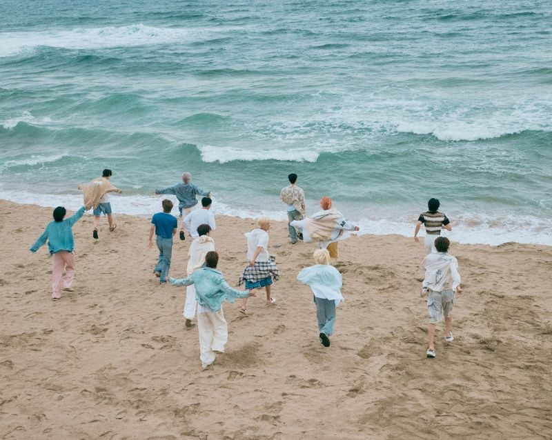 2_SEVENTEEN (Photo credit PLEDIS Entertainment).jpg