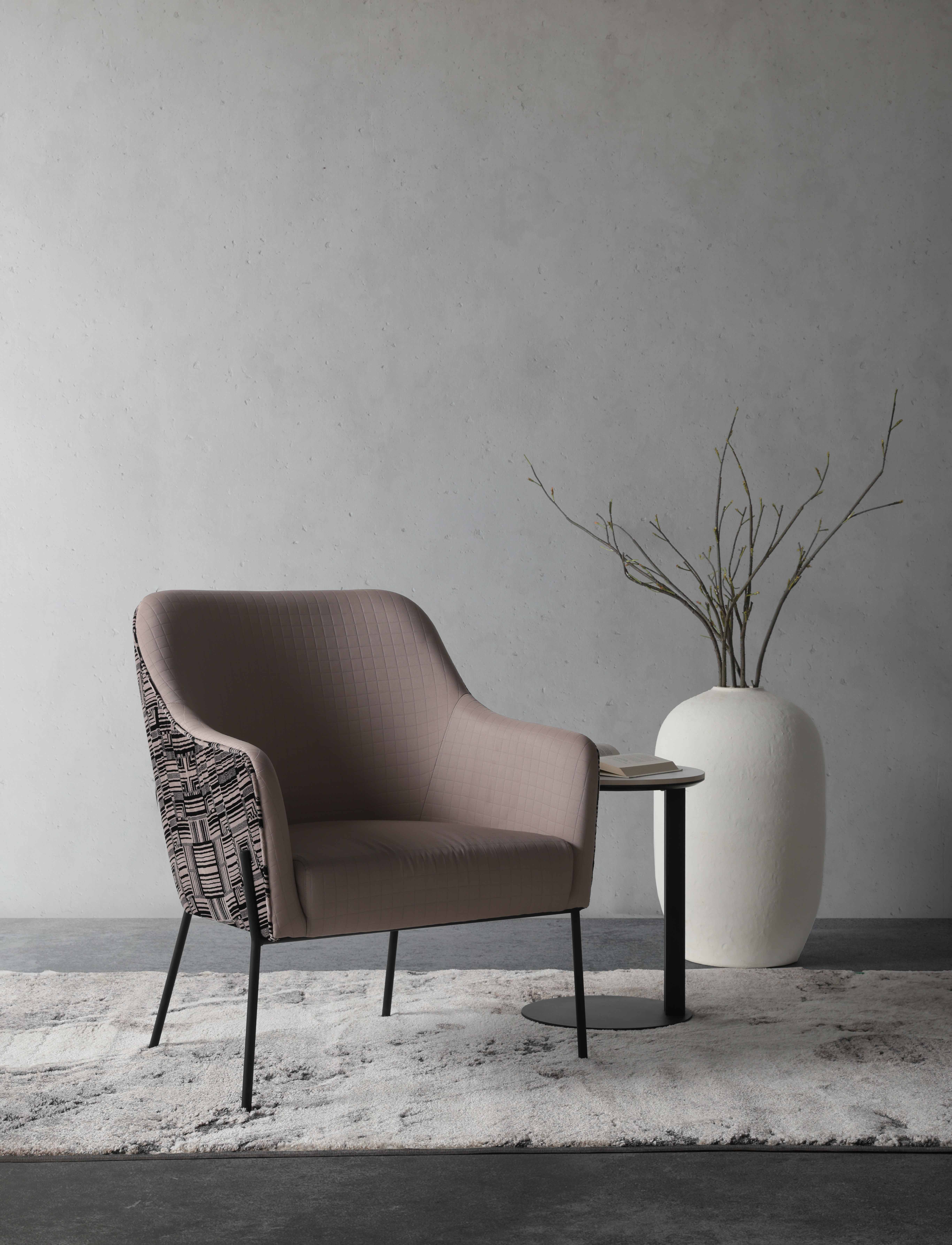 6b_Francois Accent Chair-min.jpg