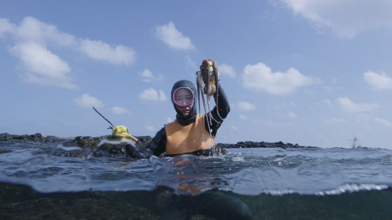 A548_1010EM.05_36_45_21.스틸 006.jpg