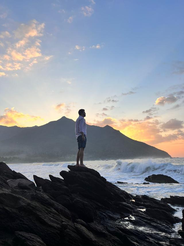 ALL IS FULL OF LOVE Antonio on Sabang Beach in Palawan.jpg