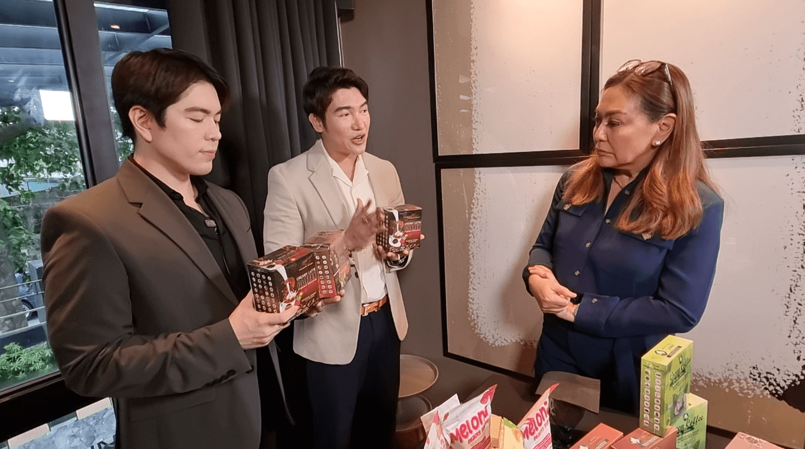 A KAREN RADIANTZ (1).png