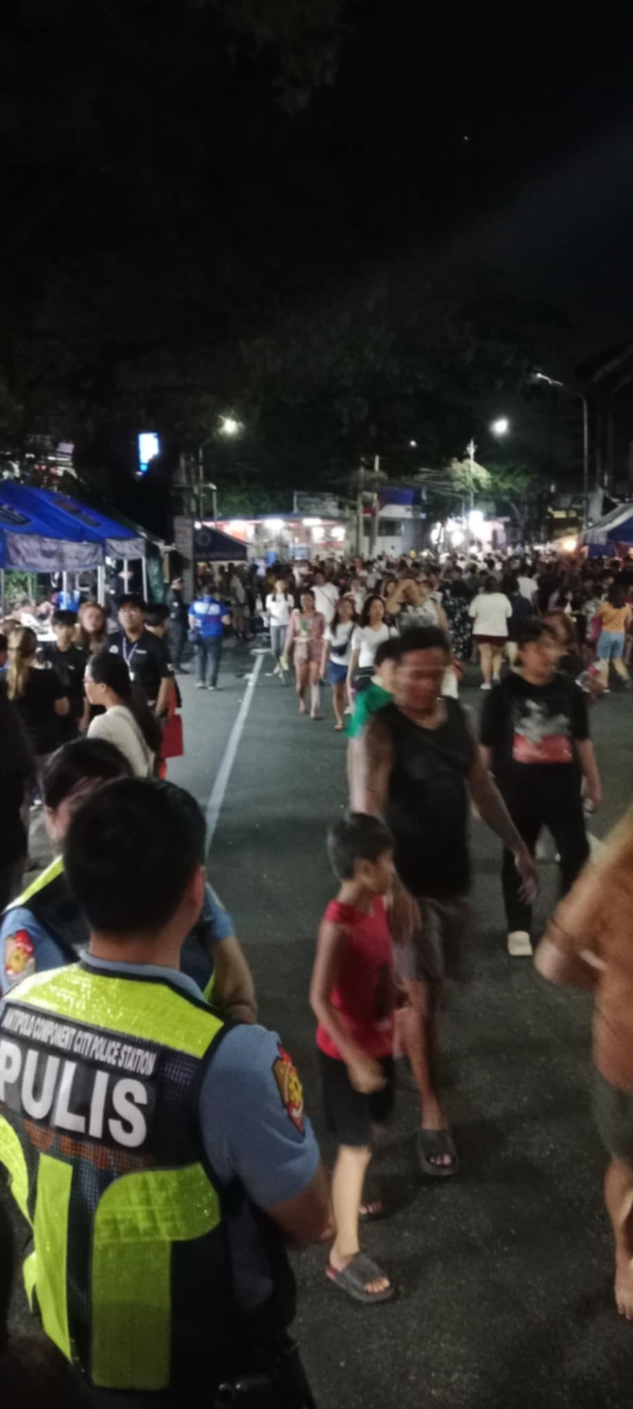 Alay Lakad 2025 with police .jpg