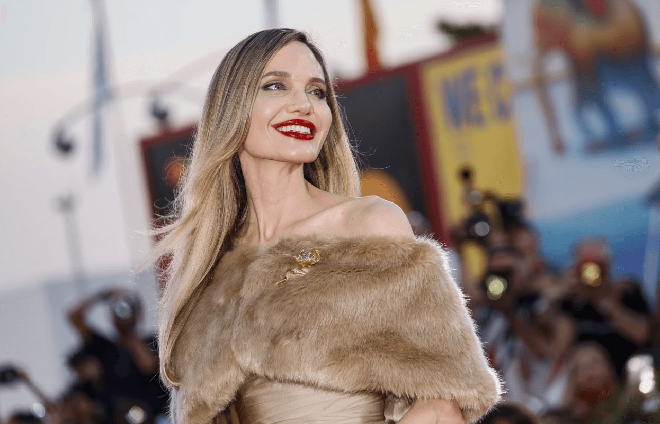 Angelina Jolie (AP) .png