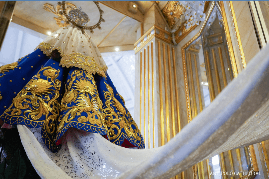 Antipolo Kissing of the Mantle4 image .png