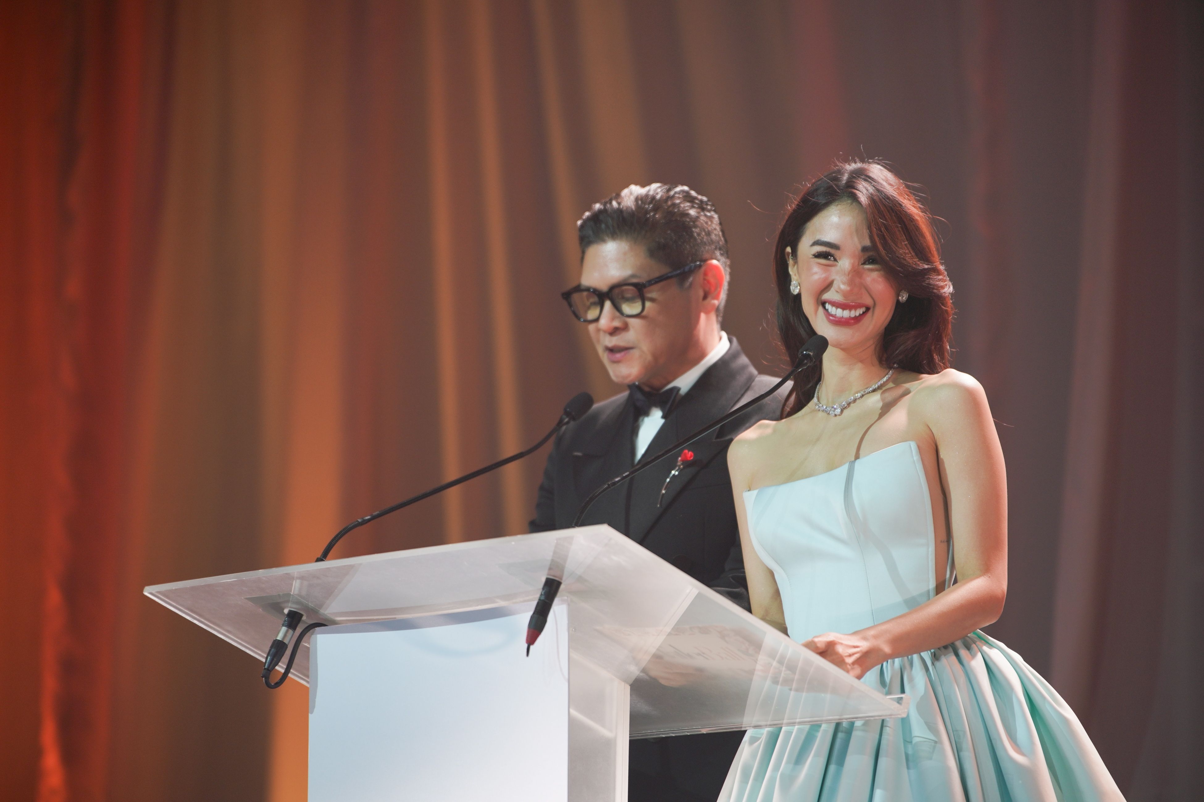 Anton San Diego and Heart Evangelista.jpg