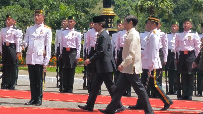 BBM with Brunei Sultan.jpg