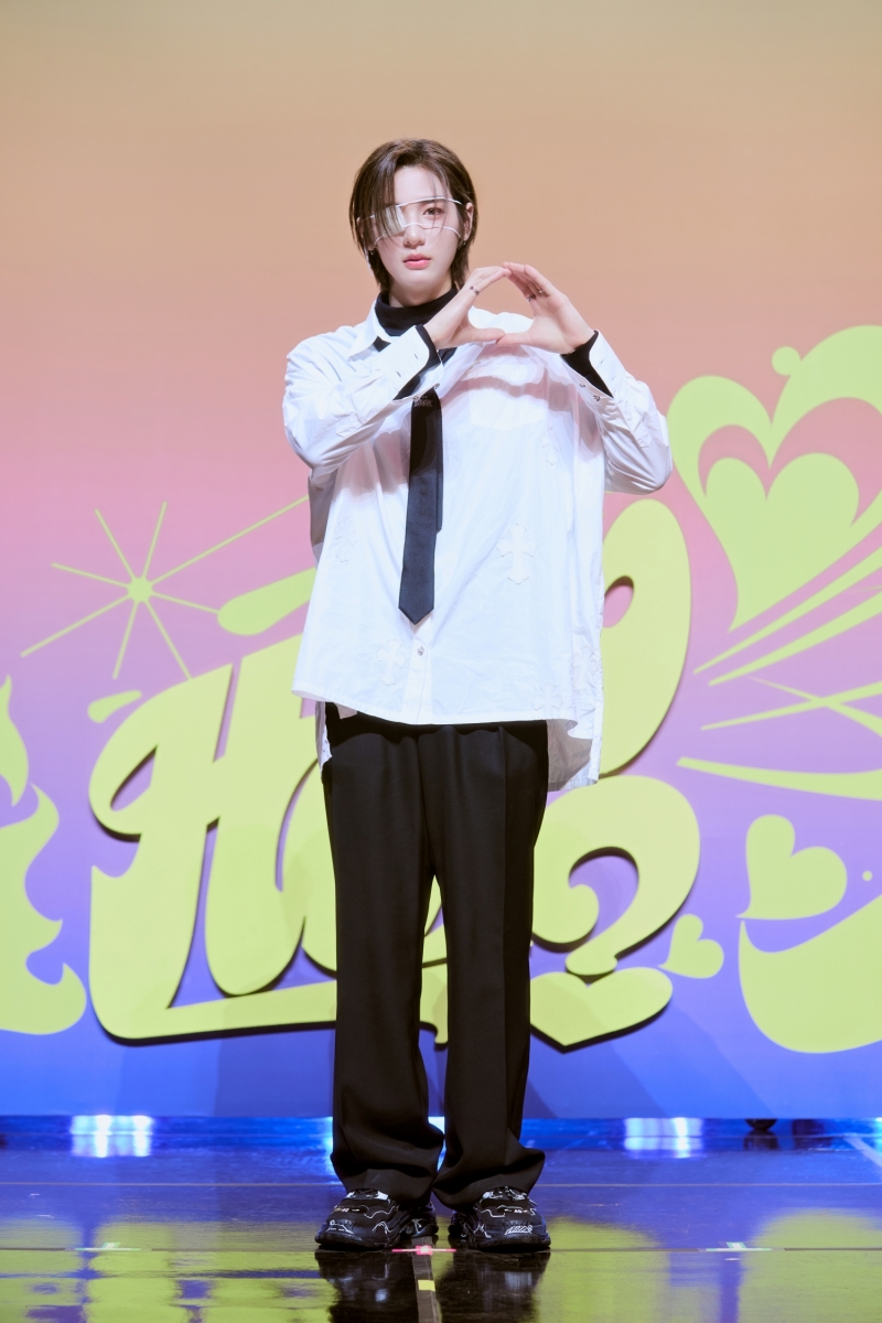 이한 BOYNEXTDOOR _HOW_ MEDIA SHOWCASE (1).jpg