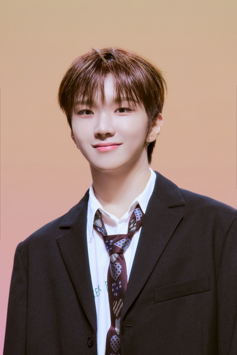 운학 BOYNEXTDOOR _HOW_ MEDIA SHOWCASE (2).jpg