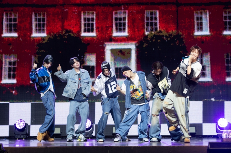 수록곡 퍼포먼스 BOYNEXTDOOR _HOW_ MEDIA SHOWCASE (2).jpg