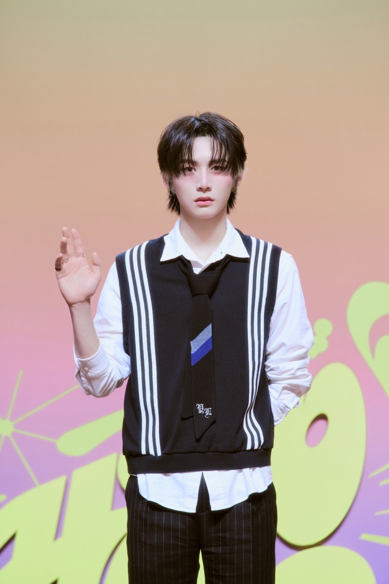 태산 BOYNEXTDOOR _HOW_ MEDIA SHOWCASE (2).jpg