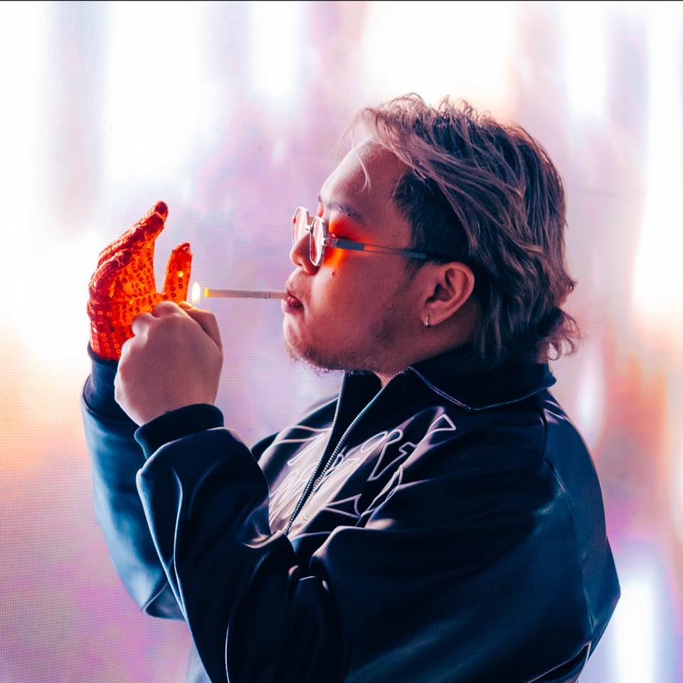 Because photo from his official Facebook.jpg