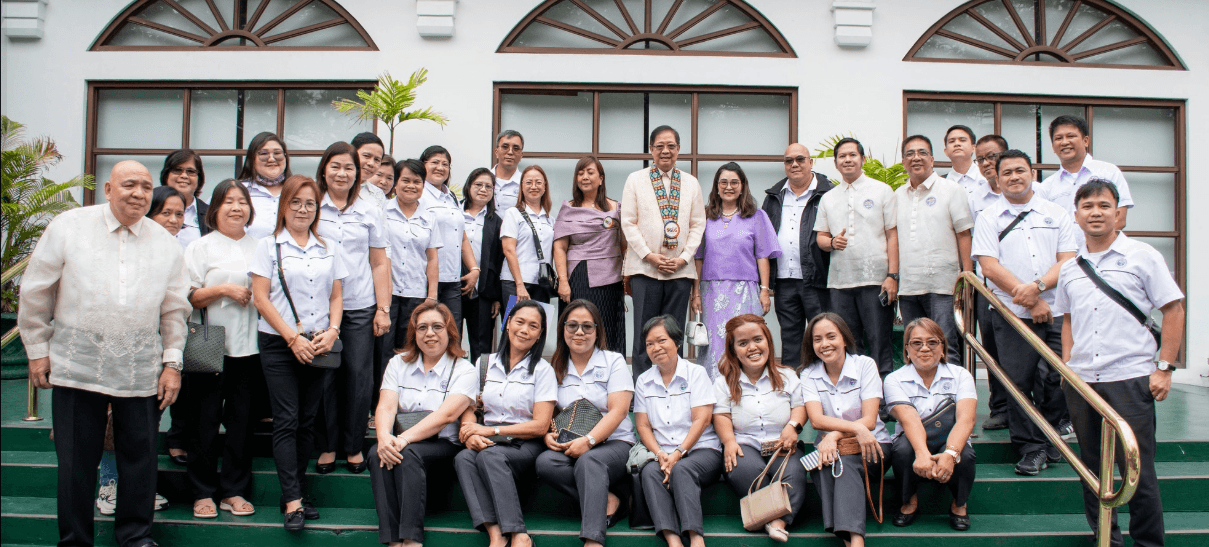 Binangonan residents.png