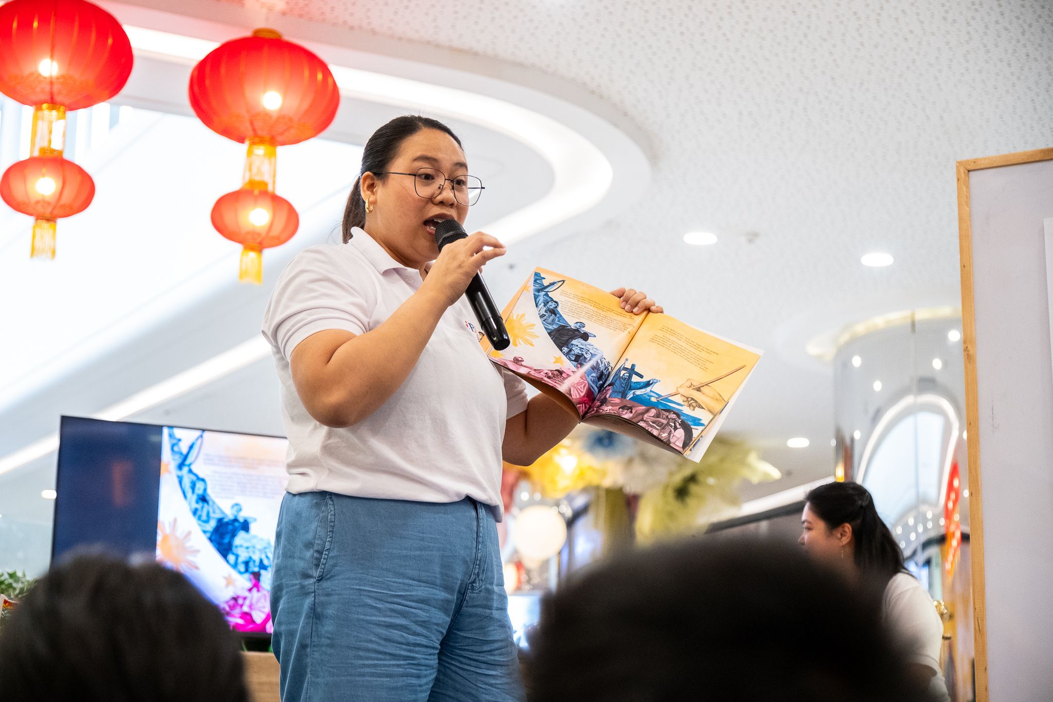 Book Nook_Photos_2_Book Reading with Vibal.jpg