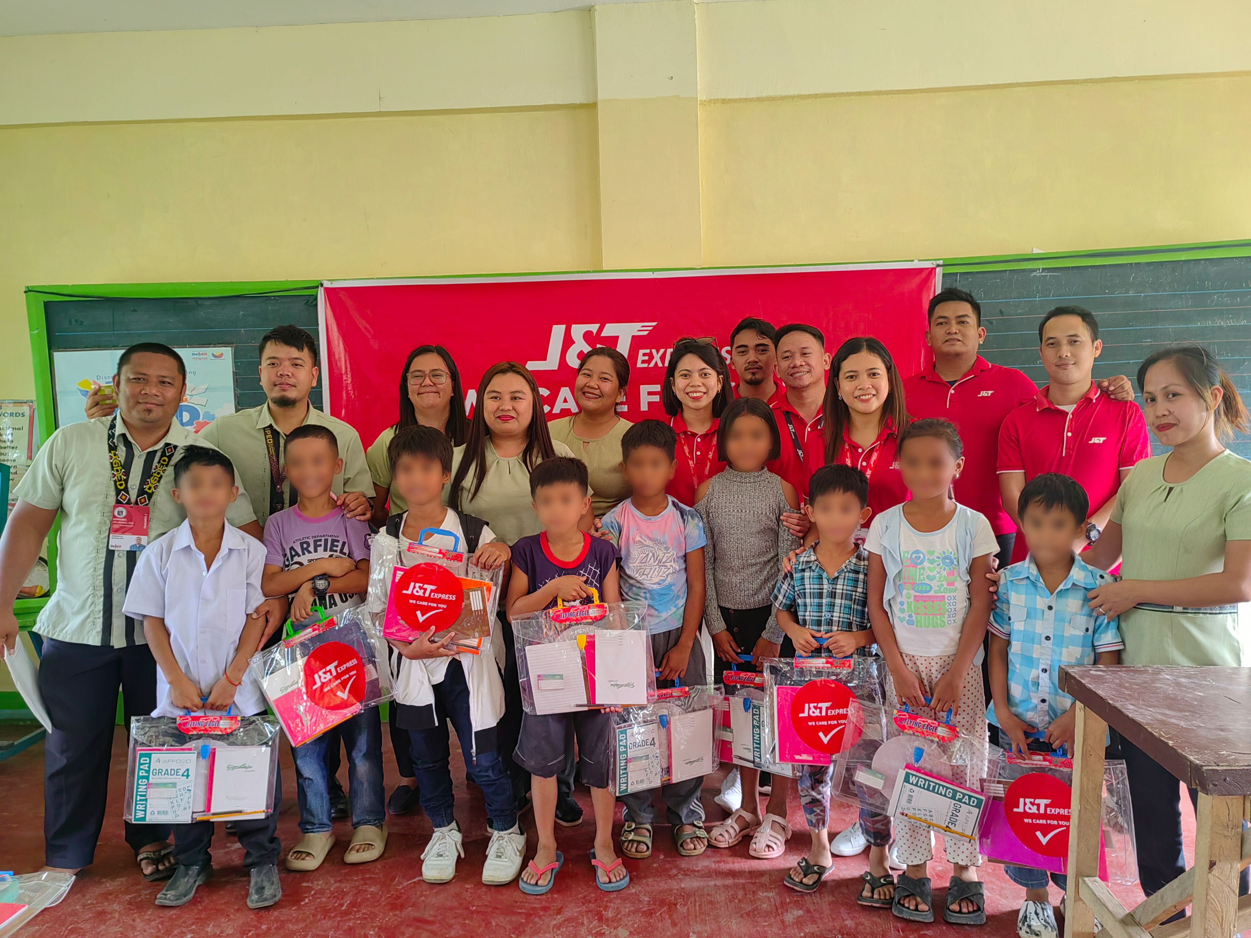 Brigada Eskwela_blurred.jpg