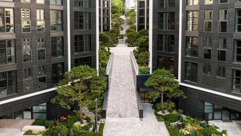 BrighthenN40 (1).jpg