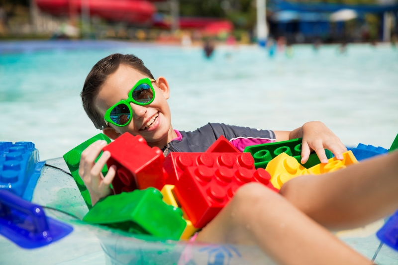 Build-A-Raft River 01.jpg