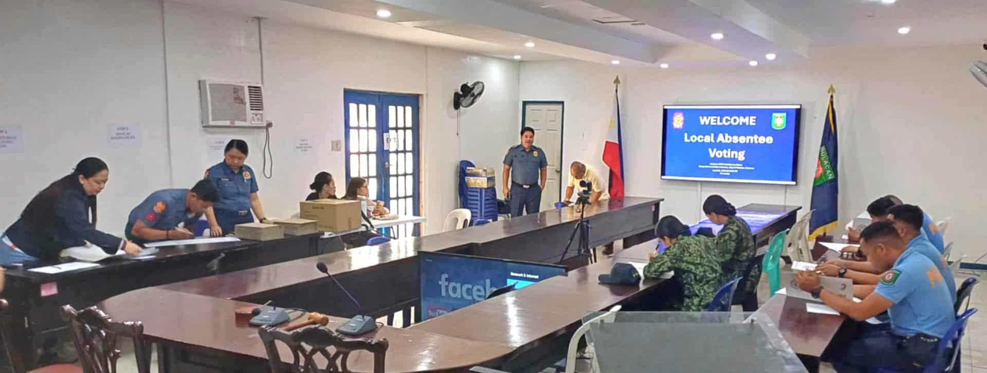 Bulacan police absentee voting.jpg