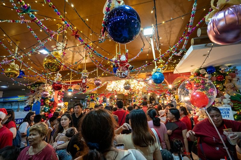 CHRISTMAS TREE (2) (1).jpg