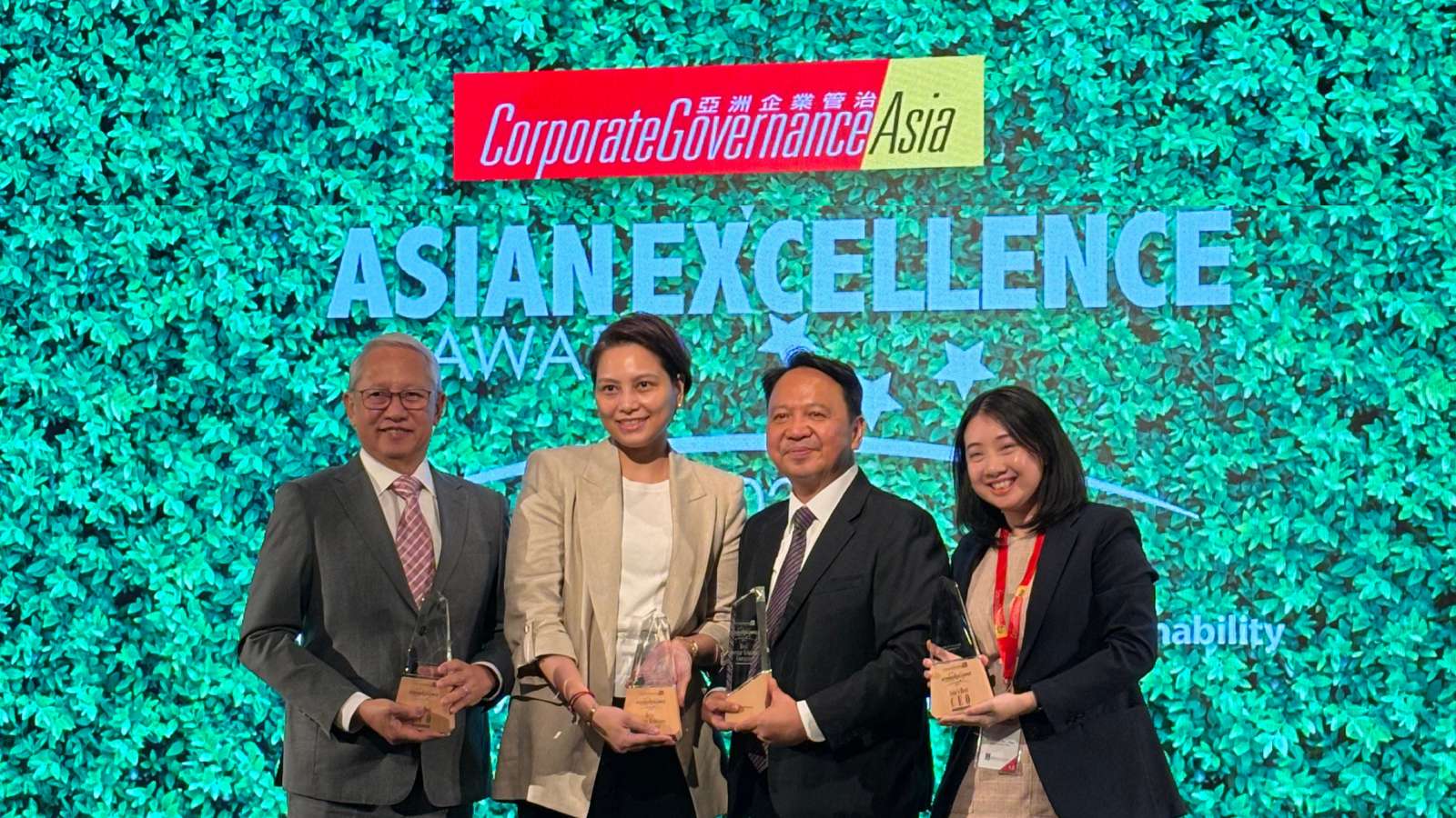 DMCI Holdings Receives Multiple Awards.jpg