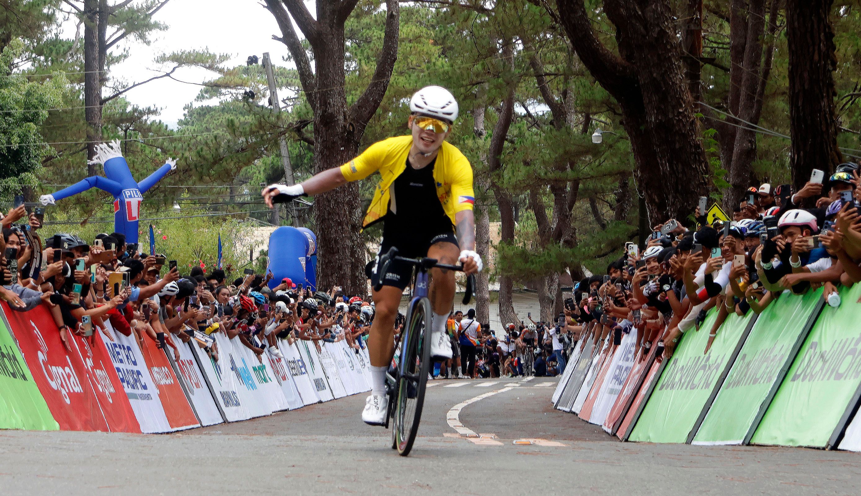 Dae Yeong Joo of Korea Cycling Team-Over all Winner Tour of Luzon01.jpg