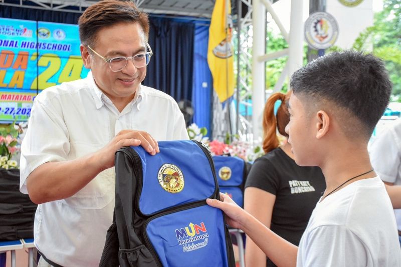 Distribution of Balik-Eskwela Package in Muntinlupa (4).jpg