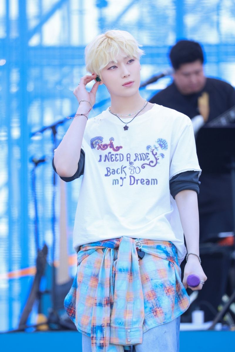 ENHYPEN_SUNOO (Weverse Park).jpg