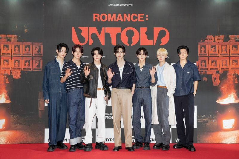 ENHYPEN UNTOLD CONCEPT CINEMA (2).jpg