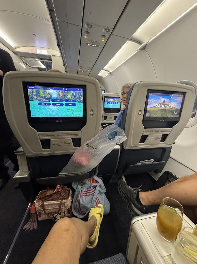 EXTRA LEG ROOM Philippine Airlines' Business Class seats allow one to stretch out their legs for a comfortable flight experience.jpg
