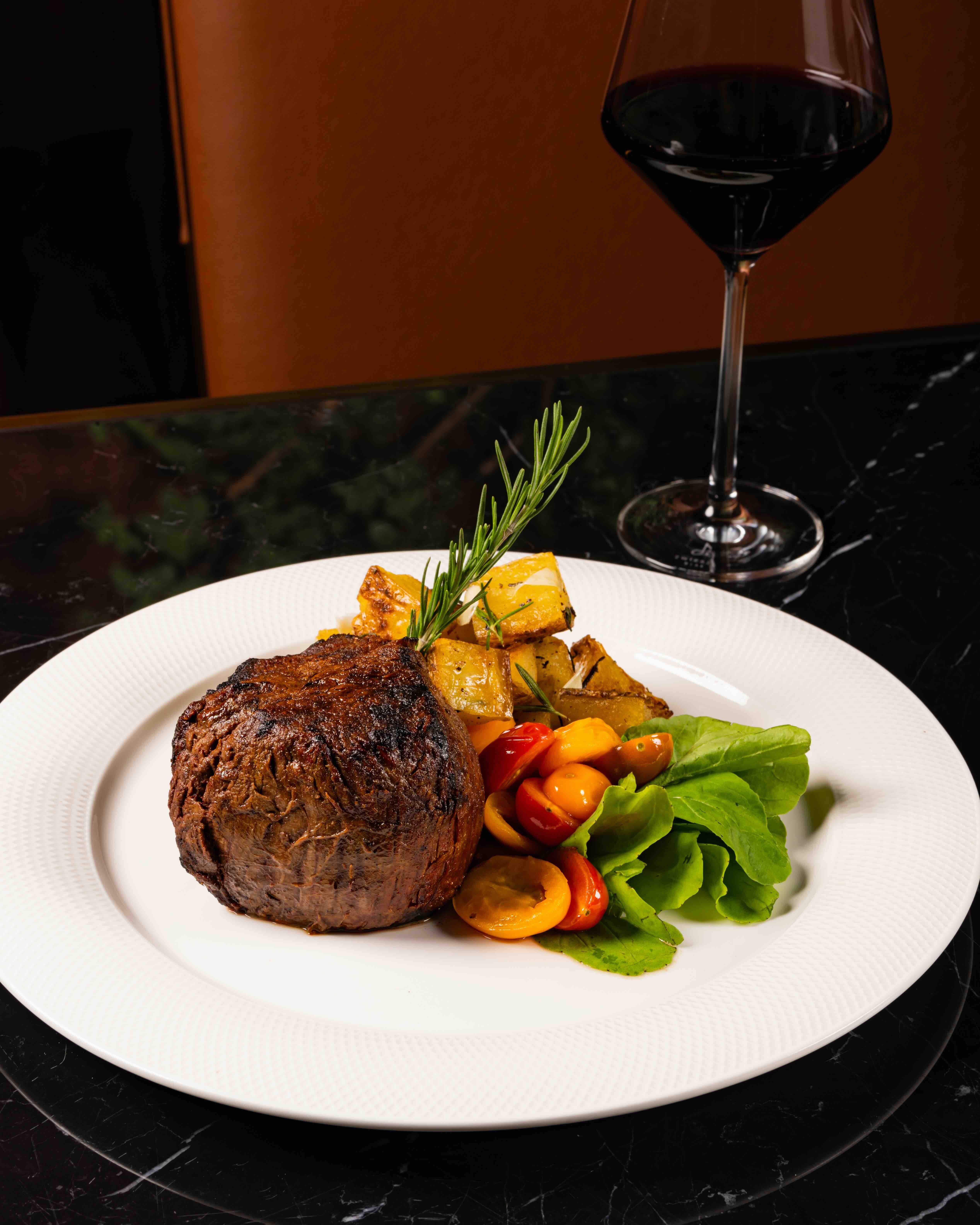 FILETTO DI MANZO Prime beef tenderloin steak (1).jpeg